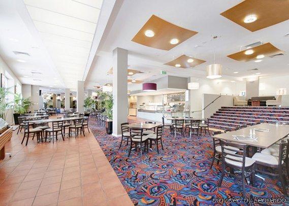 The Woden Hotel Phillip Restaurant photo