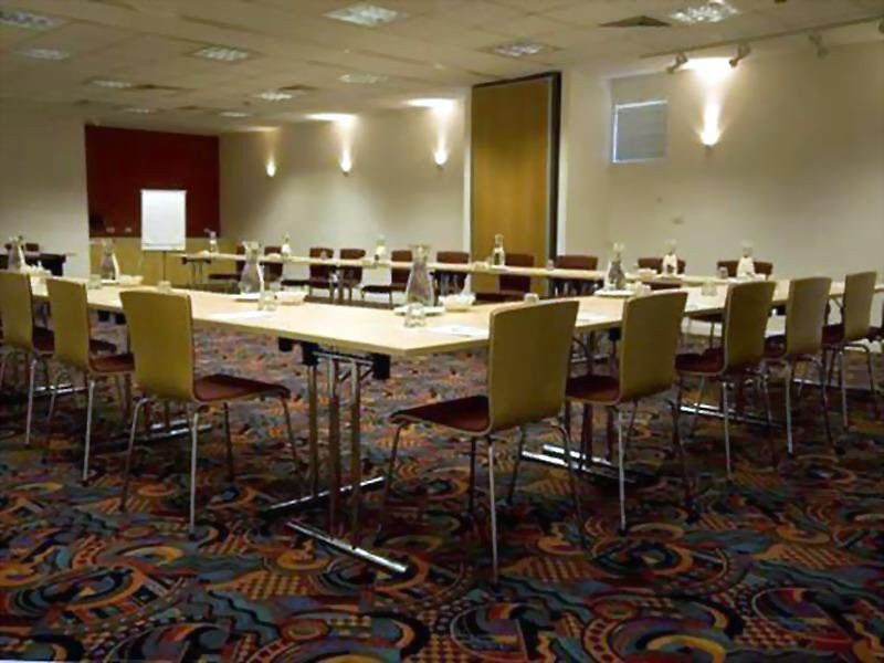 The Woden Hotel Phillip Facilities photo